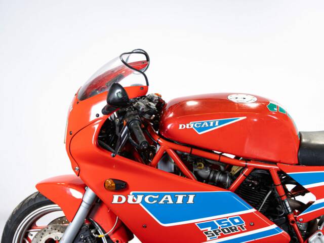 Ducati 750 Sport