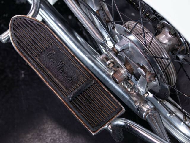 Aermacchi Zeffiro 125