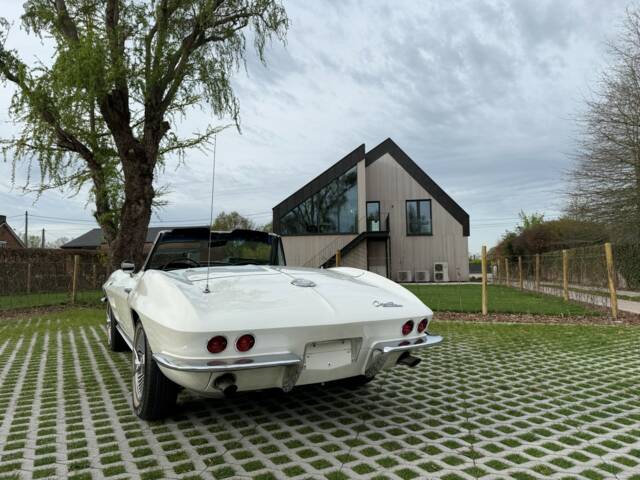 Chevrolet Corvette Sting Ray Convertible