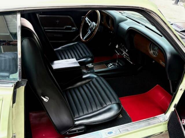 Ford Mustang Mach 1