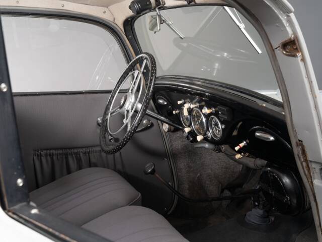 Mercedes-Benz 170 S-V Lueg
