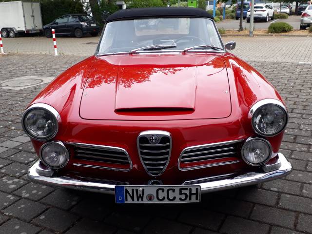 Bild 1/14 von Alfa Romeo 2600 Spider (1964)