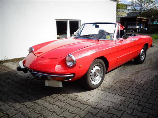 Alfa Romeo 2000 Spider Veloce