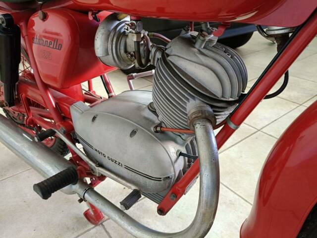 Moto Guzzi Stornello 125