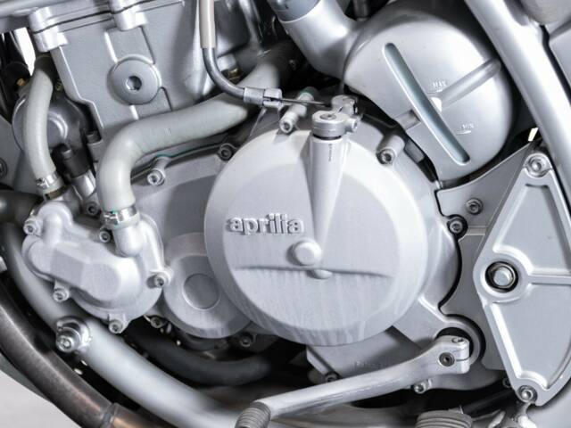 Aprilia Motò 650