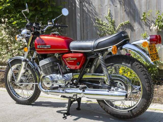 Suzuki GT 500