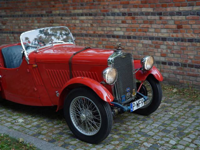 Singer 9 Sports