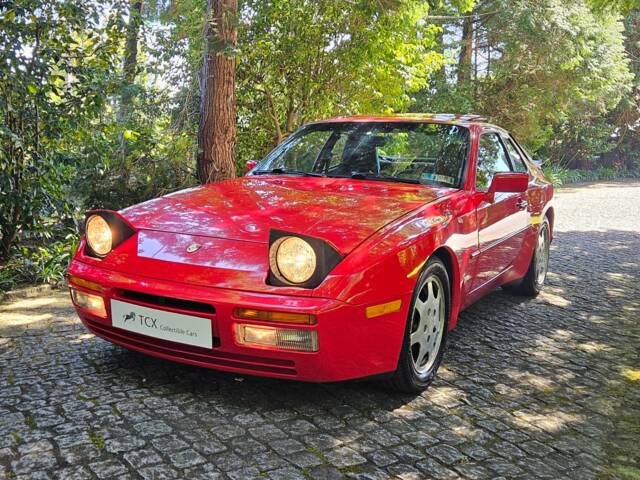 Porsche 944 Turbo