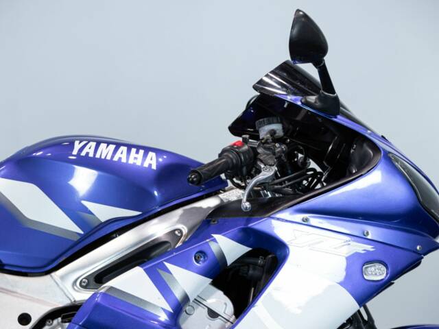 Yamaha YZF 600 R6