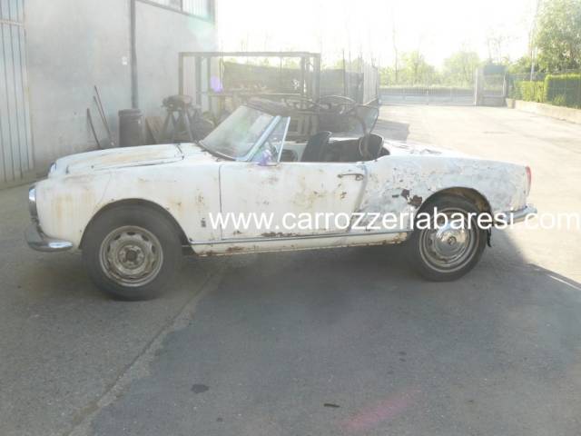 Alfa Romeo Giulia 1600 Spider