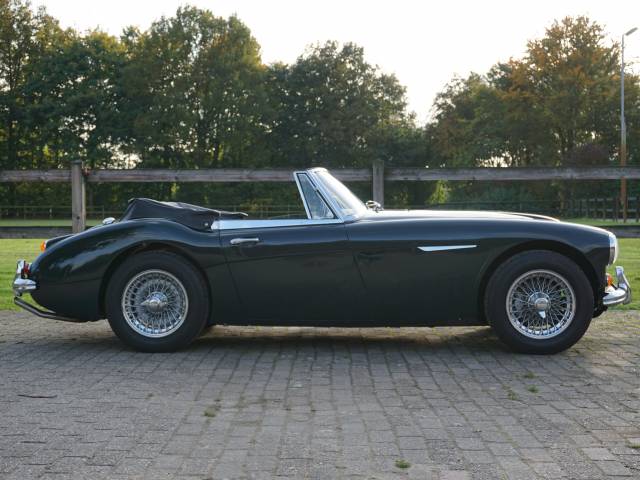 Austin-Healey 3000 Mk III (BJ8)