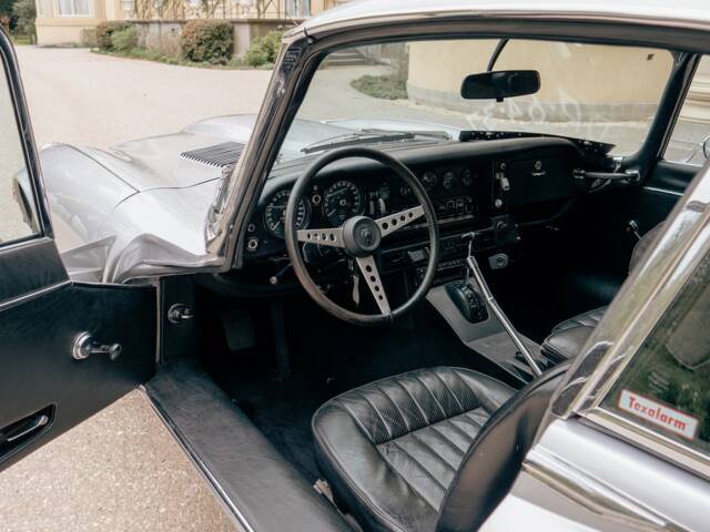 Jaguar E-Type V12 (2+2)
