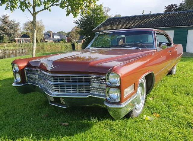 Bild 1/9 von Cadillac Sedan DeVille (1966)