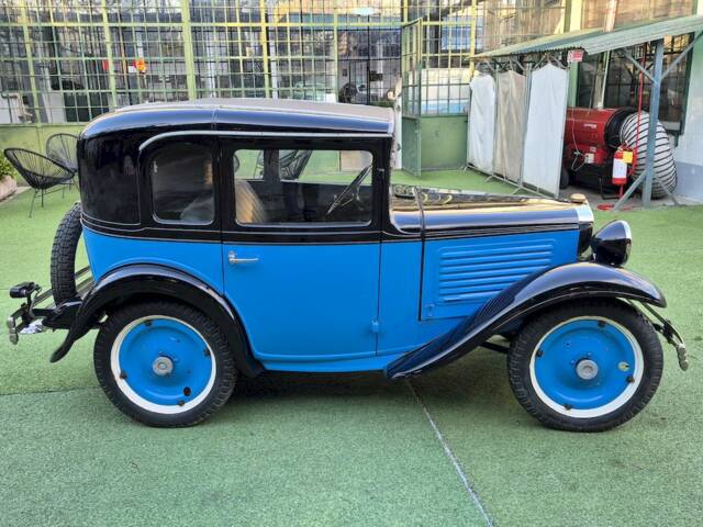 Austin 7 Saloon