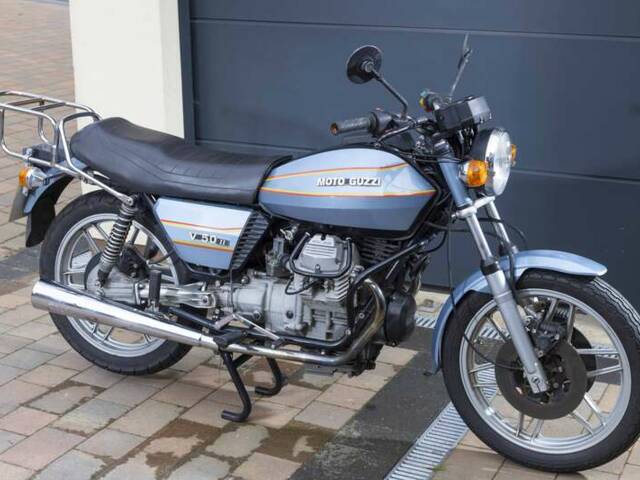 Moto Guzzi V 50 II