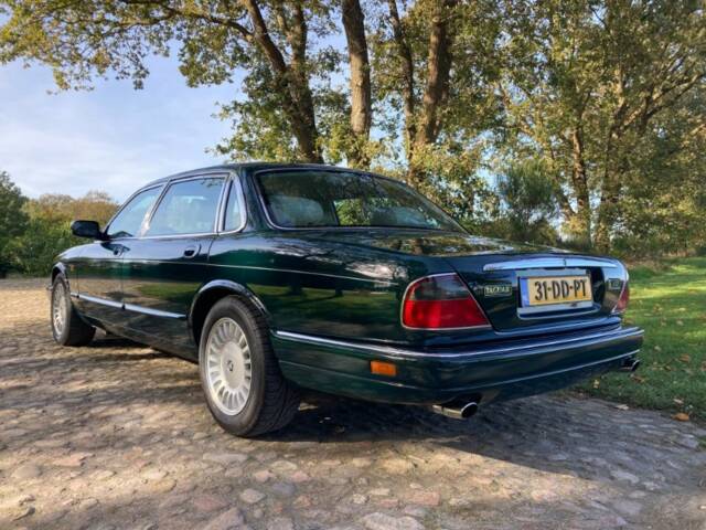Jaguar XJ12 6.0