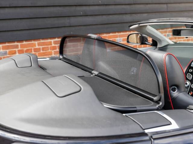 Aston Martin DB 9 GT Volante