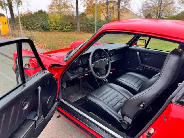 Porsche 911 Turbo 3.3
