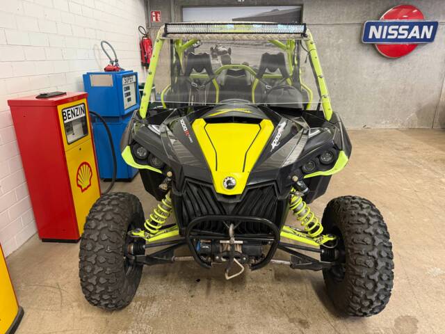 Can-Am Maverick 1000R Turbo