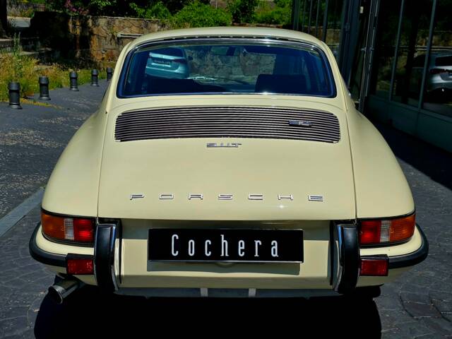 Porsche 911 2.4 T