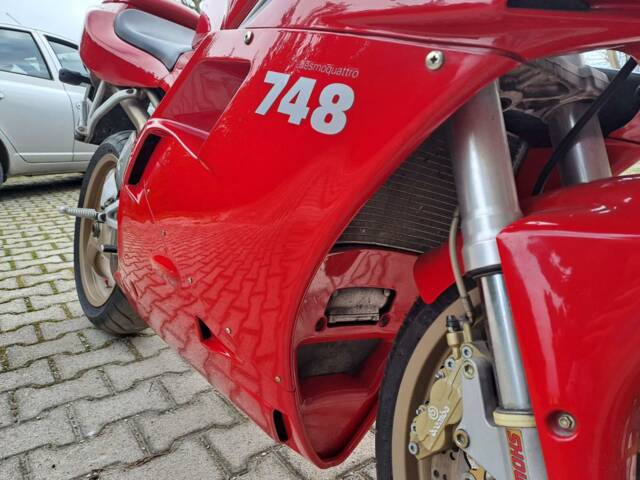 Ducati 748 S
