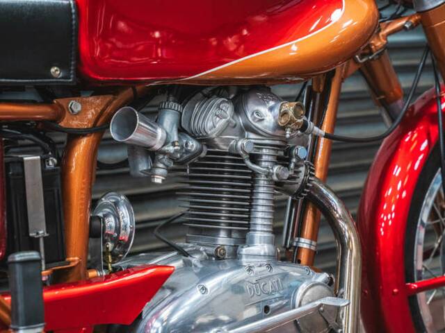 Ducati 175 Sport