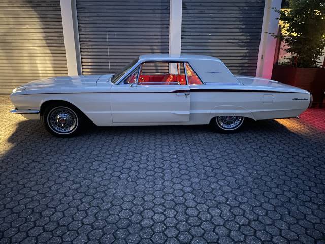 Afbeelding 1/30 van Ford Thunderbird (1966)