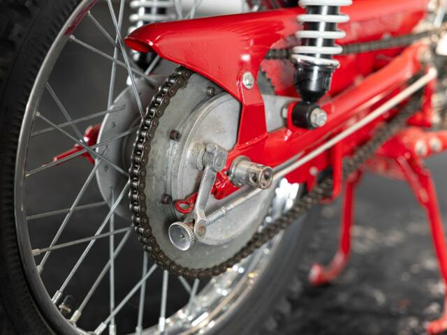 Moto Morini Corsaro 125