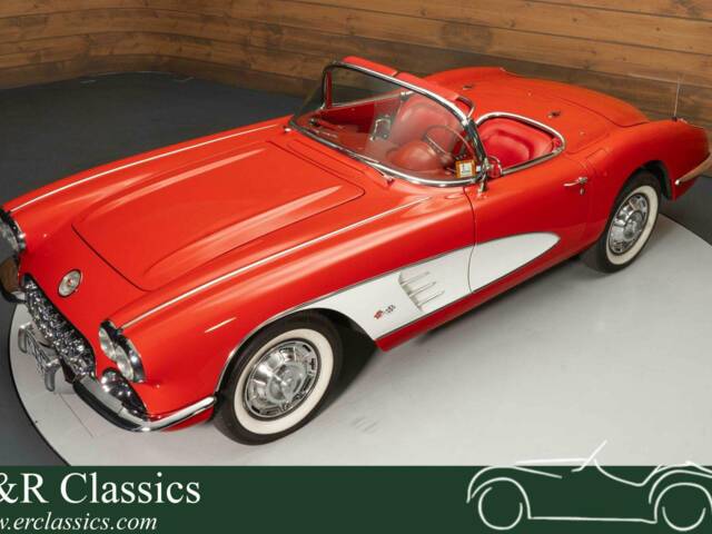 Immagine 1/19 di Chevrolet Corvette (1960)