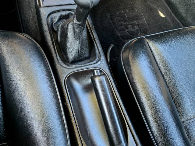Porsche 911 Carrera 4