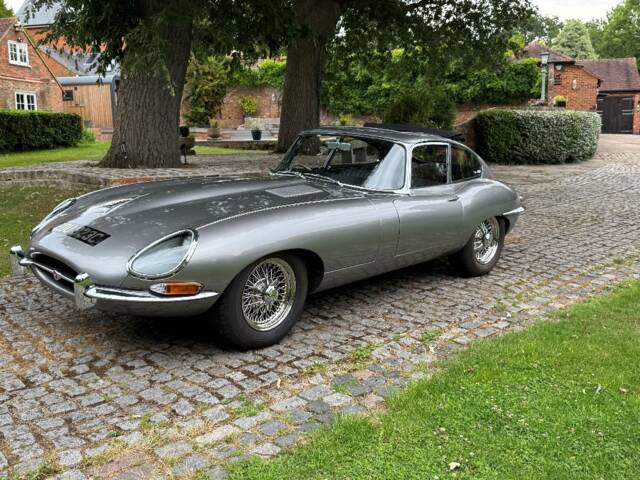 Image 1/30 de Jaguar Type E 4.2 (1965)