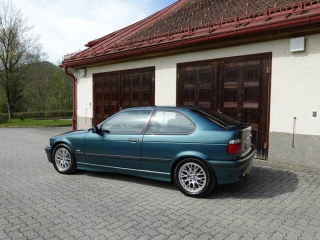 BMW 323ti Compact