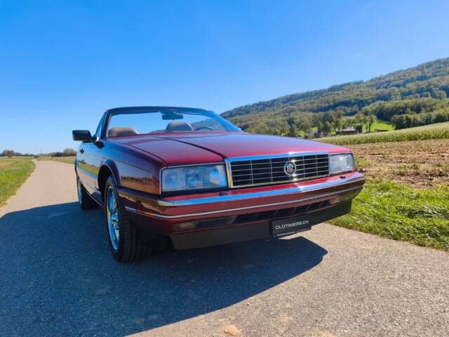 Cadillac Allanté