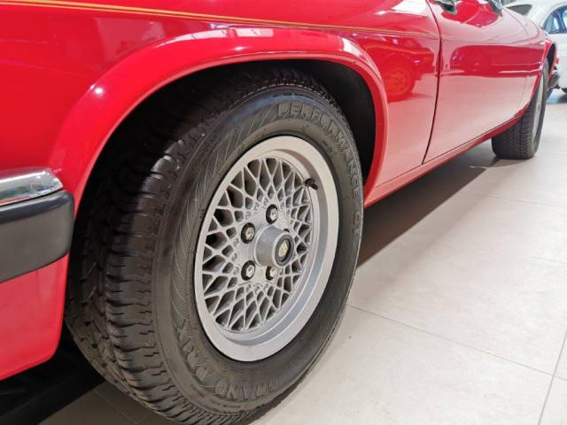 Jaguar XJ-S