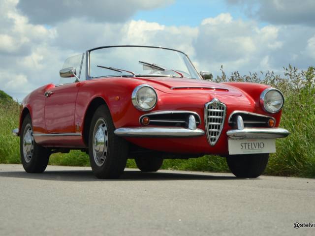 Alfa Romeo Giulia 1600 Spider