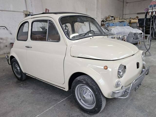 Image 1/29 of FIAT 500 L (1972)