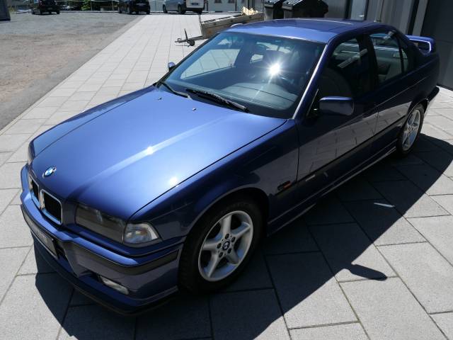 BMW 318is "Class II"