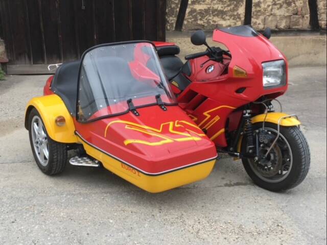 BMW K1
