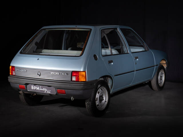 Peugeot 205