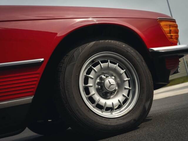 Mercedes-Benz 280 SL