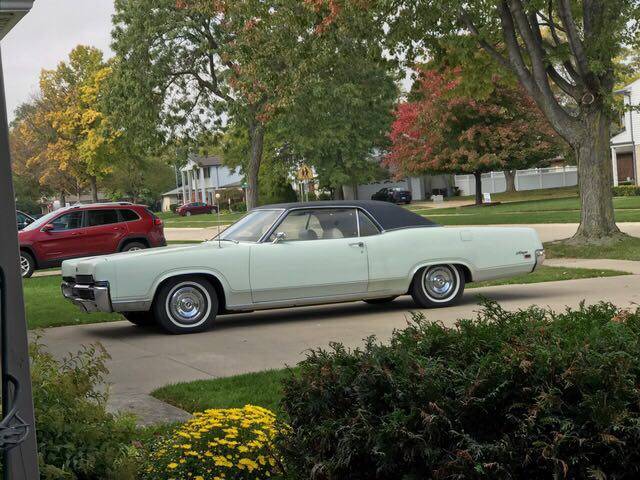 Image 1/42 of Mercury Marquis Brougham (1969)