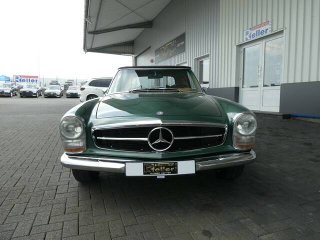 Mercedes-Benz 280 SL