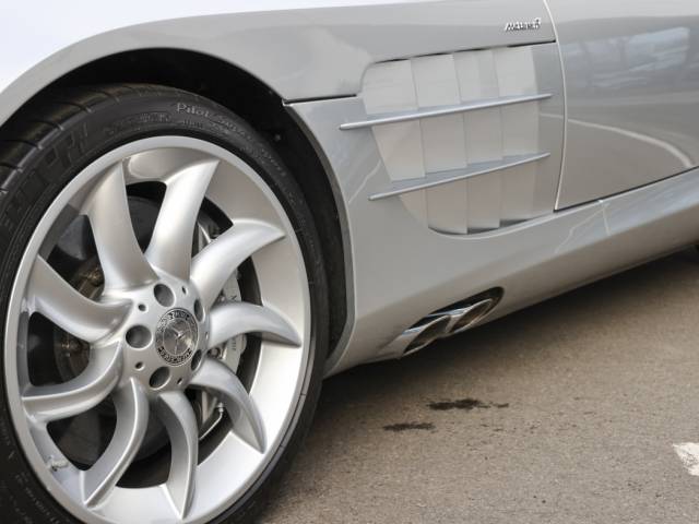 Mercedes-Benz SLR McLaren