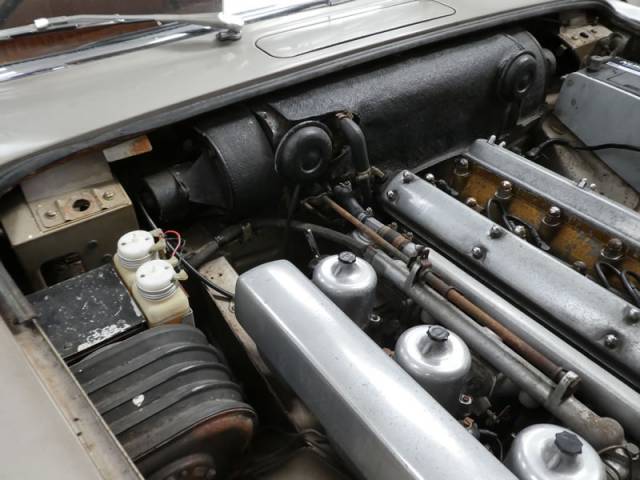 Jaguar Mk X 3.8