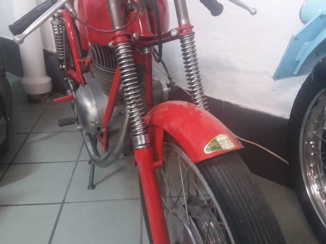 Imagen 1/10 de Gilera DUMMY (1950)