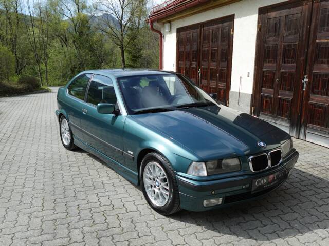 BMW 323ti Compact