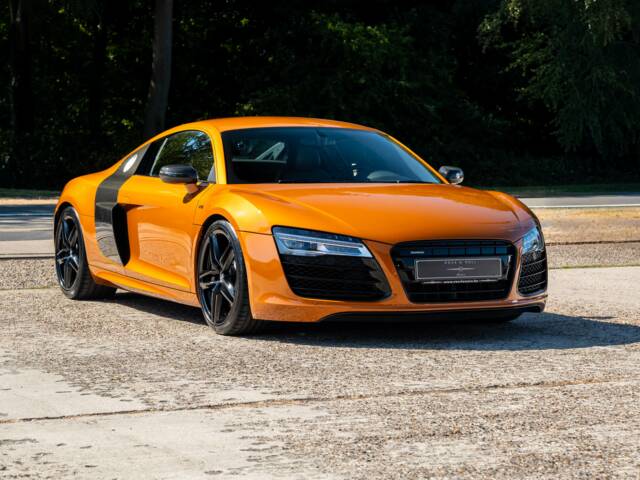 Audi R8 V10