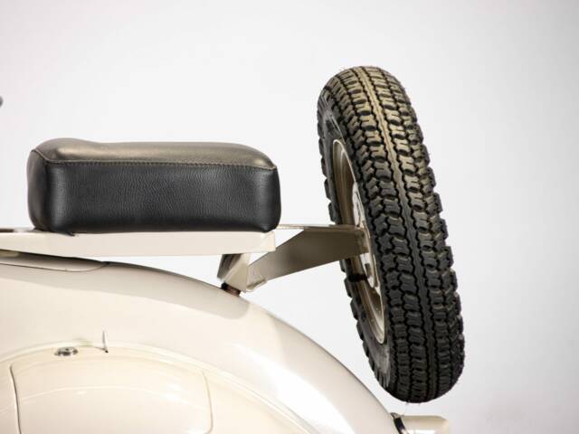 Piaggio Vespa 150 "Struzzo" VL