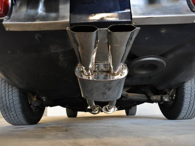 Jaguar E-Type V12 (2+2)