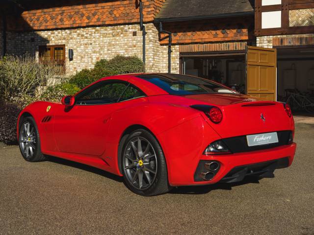 Ferrari California